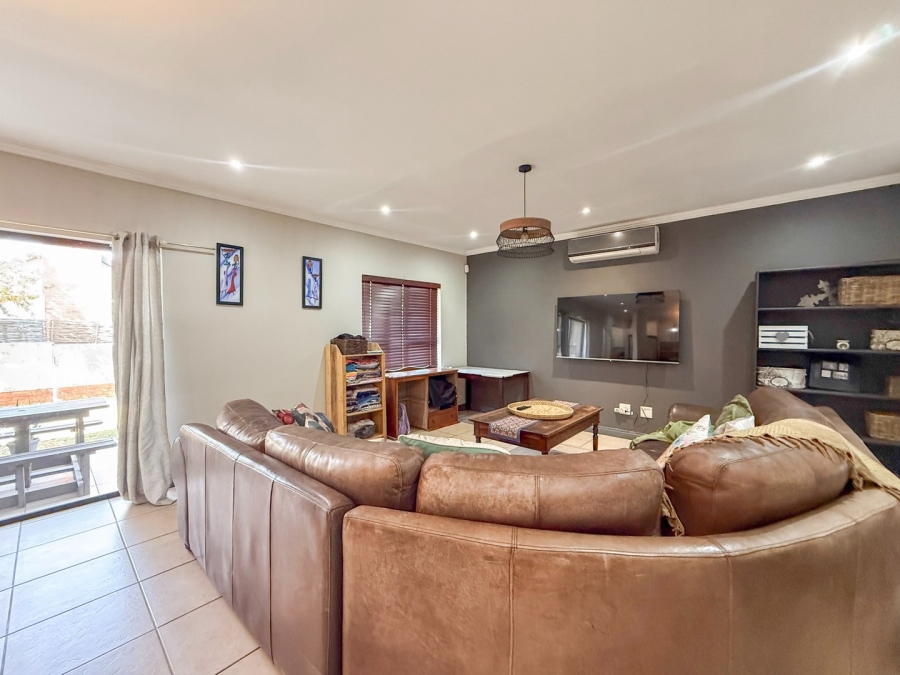 3 Bedroom Property for Sale in Melodie North West